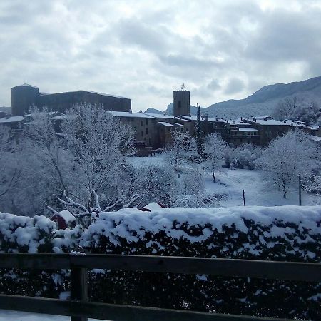 Mas Pardas Santa Pau Bagian luar foto